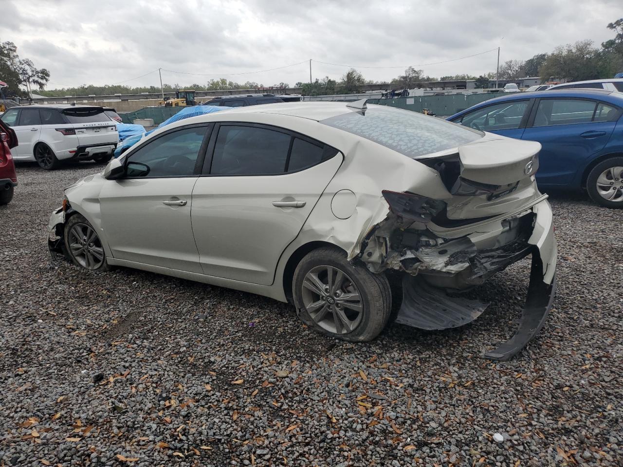 2018 Hyundai Elantra - Image 2