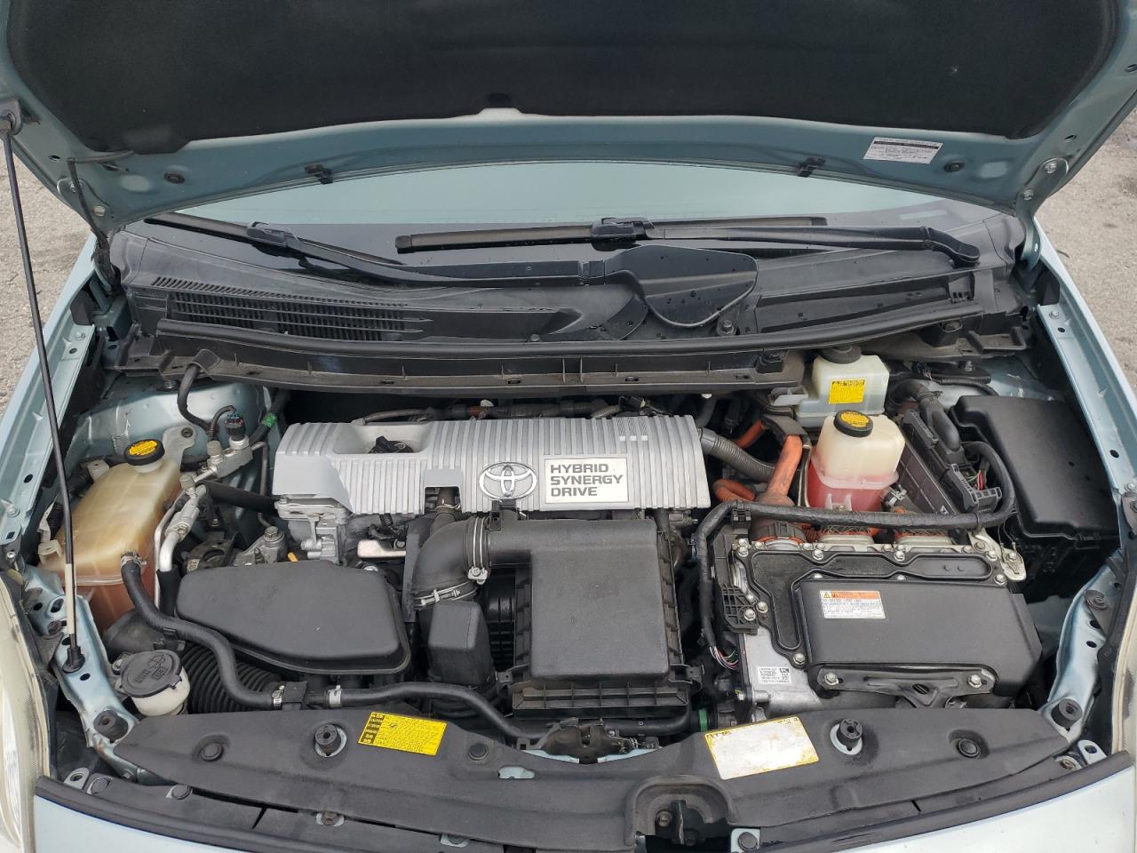 2013 Toyota Prius - Image 11