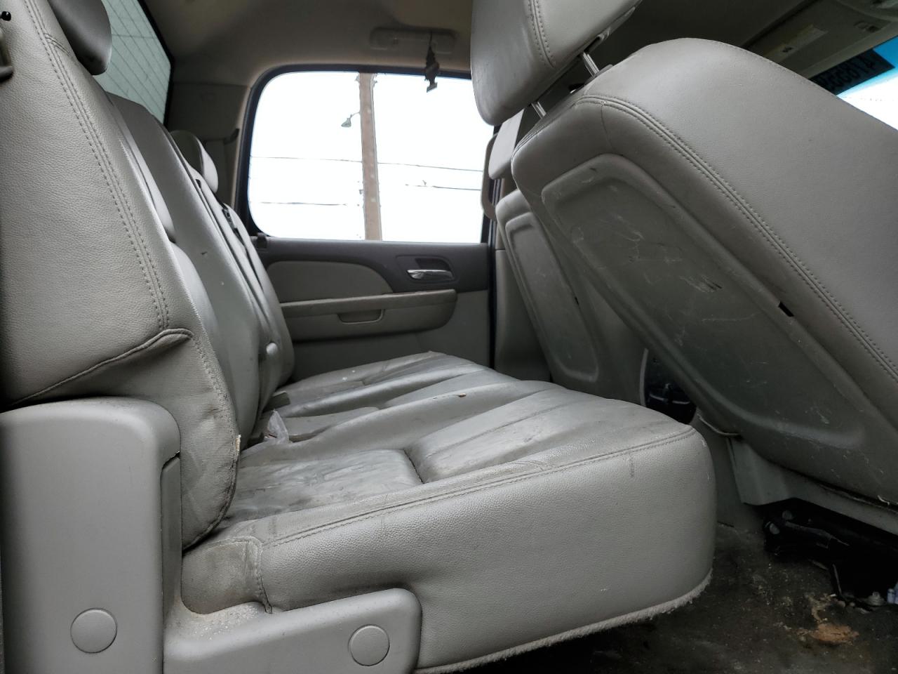 2008 GMC Sierra - Image 10