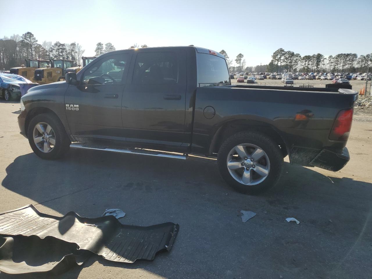 2017 RAM 1500 - Image 2