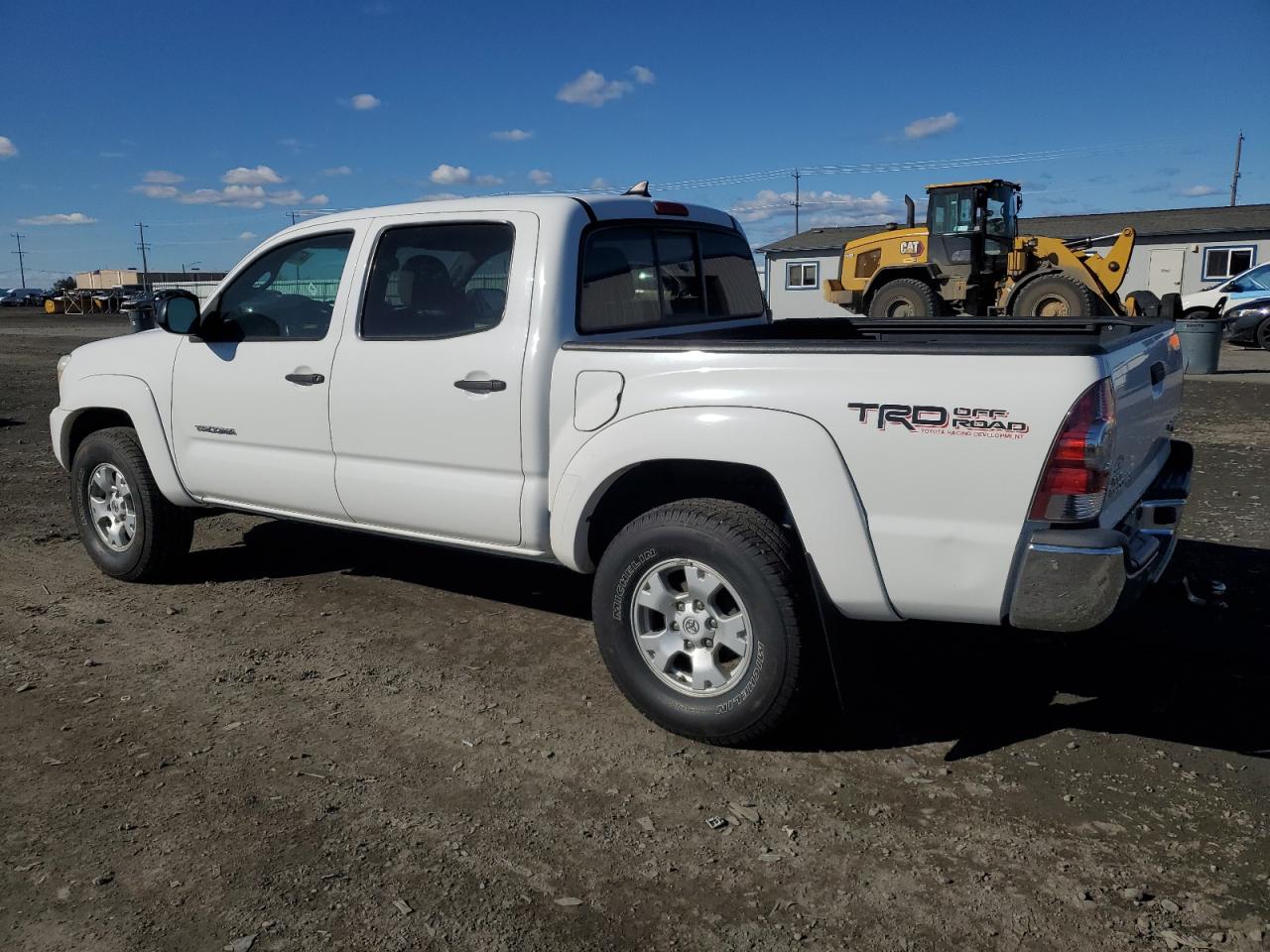 2012 Toyota Tacoma - Image 2
