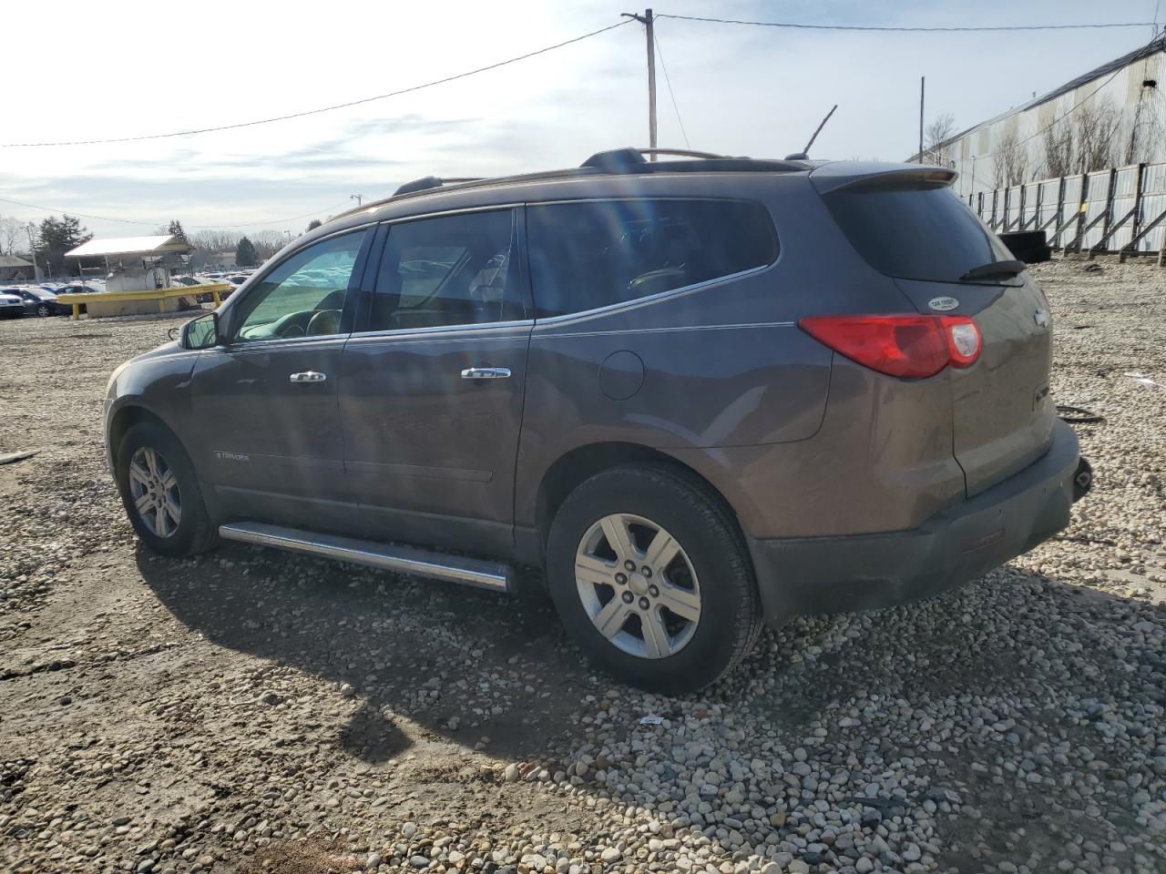 2009 Chevrolet Traverse - Image 2