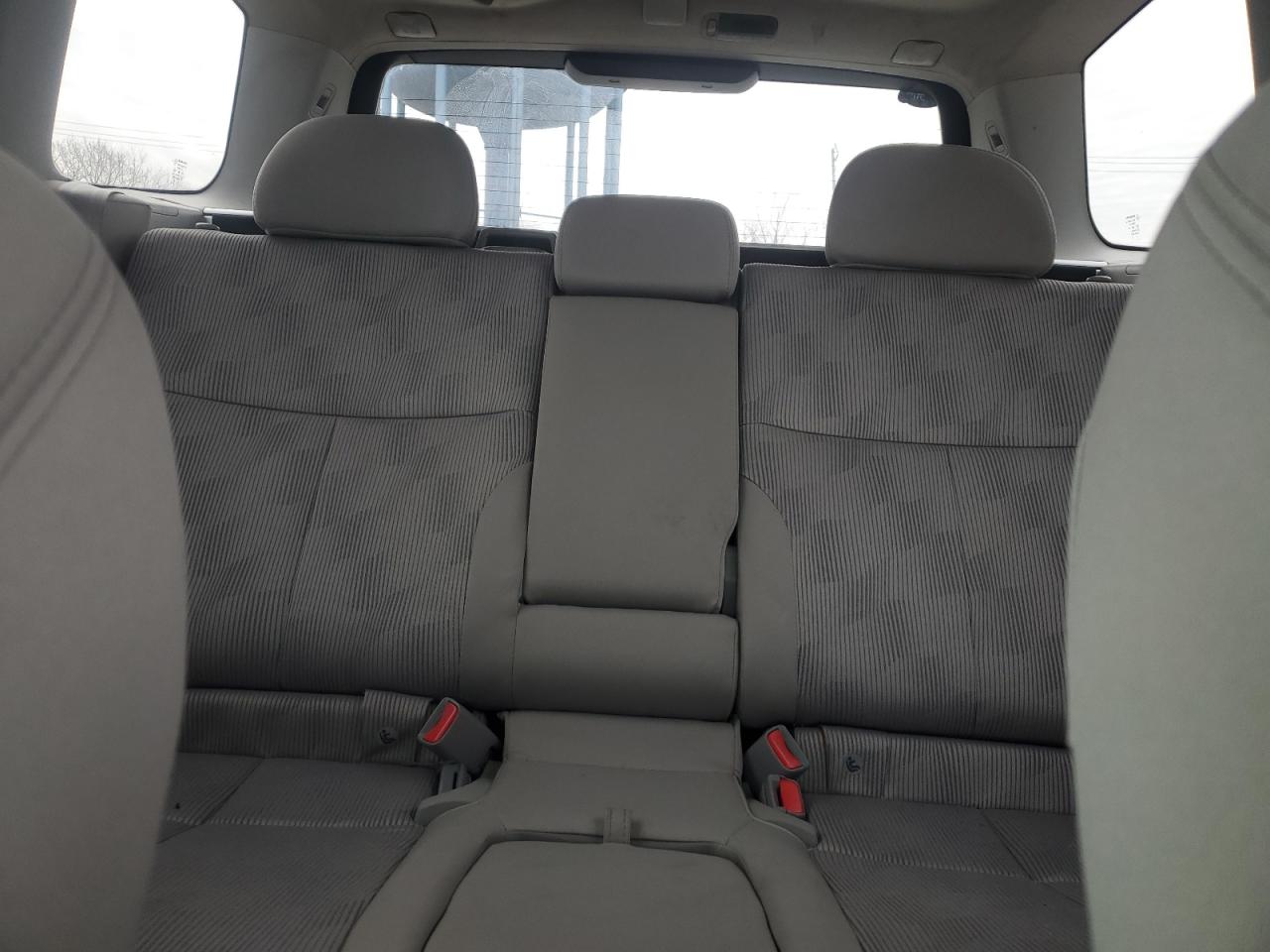 2010 Subaru Forester - Image 10