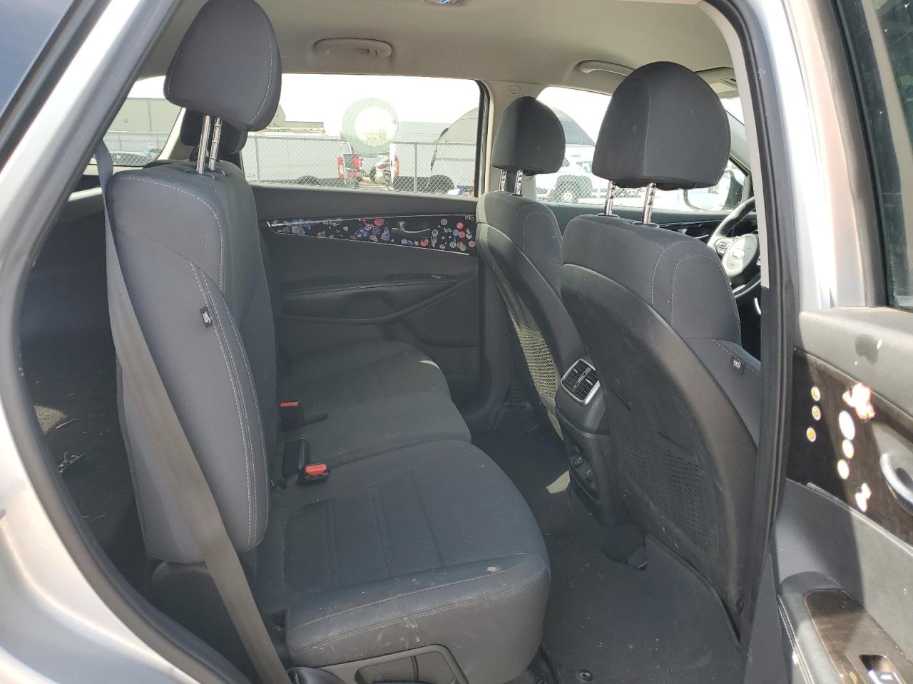 2018 Kia Sorento - Image 11