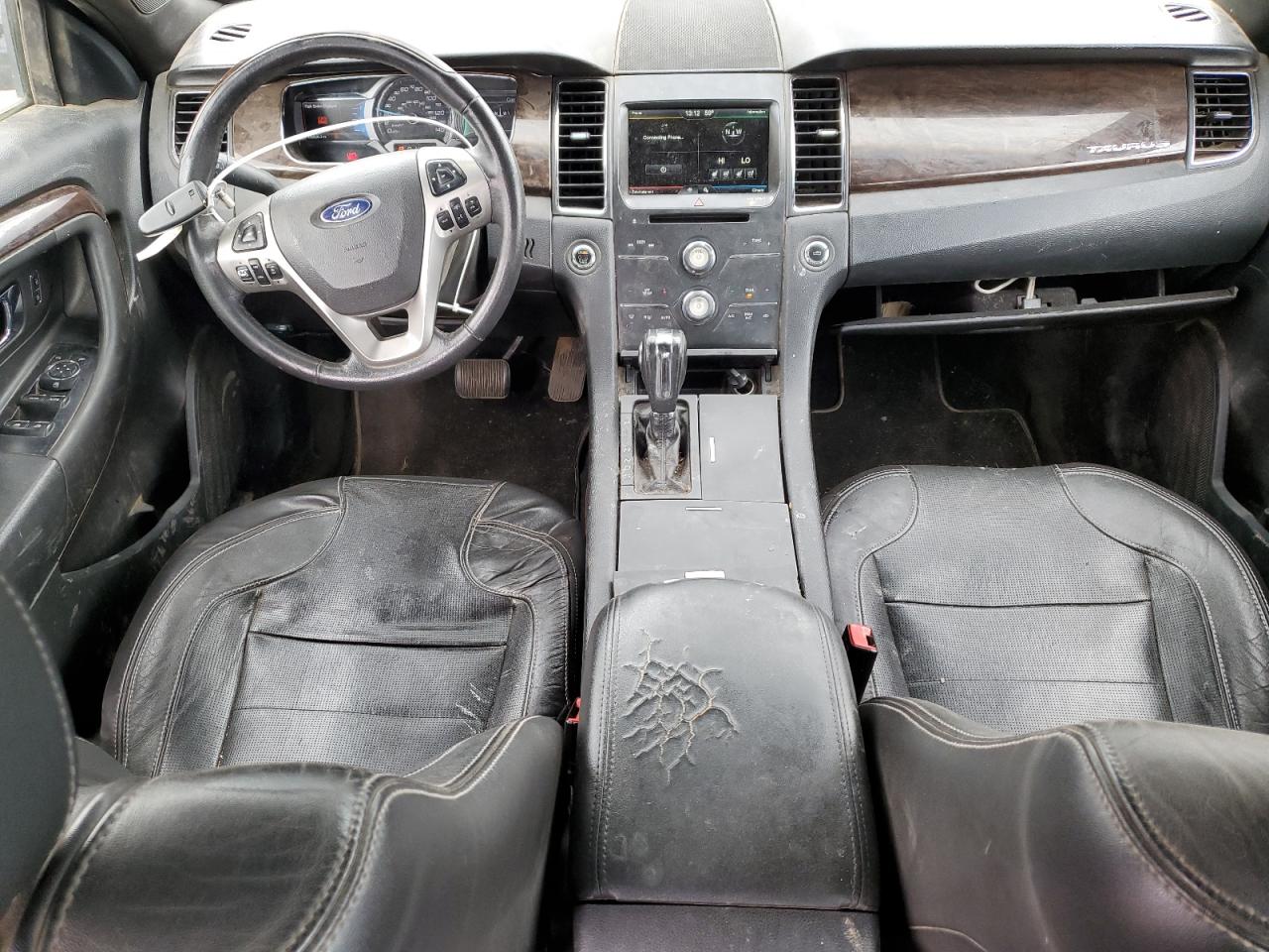 2015 Ford Taurus - Image 8