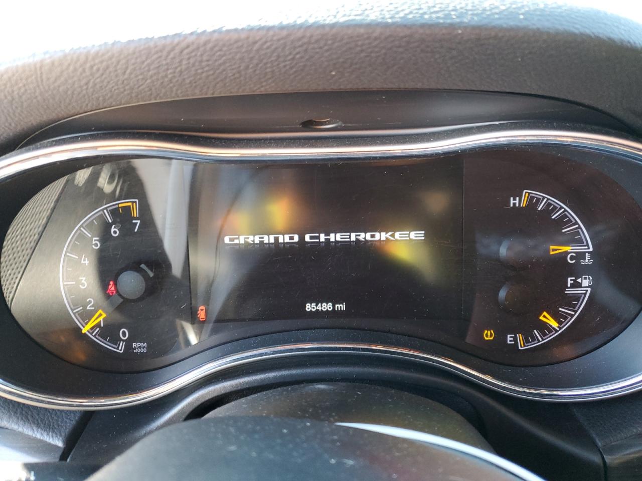 2019 Jeep Grand Cherokee - Image 9