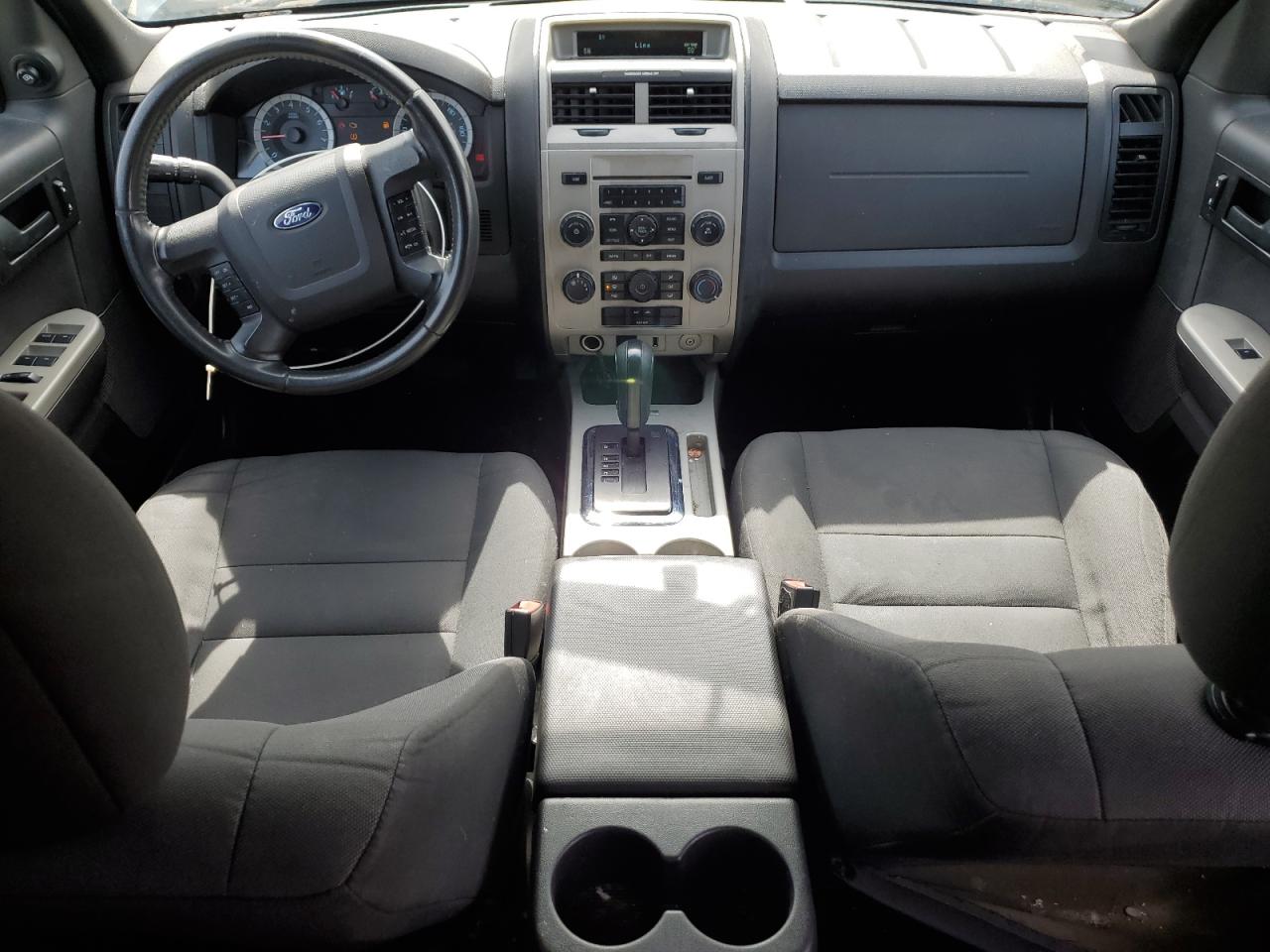 2010 Ford Escape - Image 8