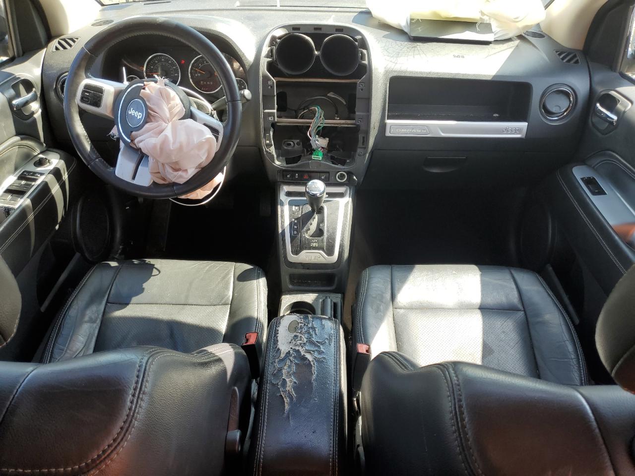 2017 Jeep Compass - Image 8