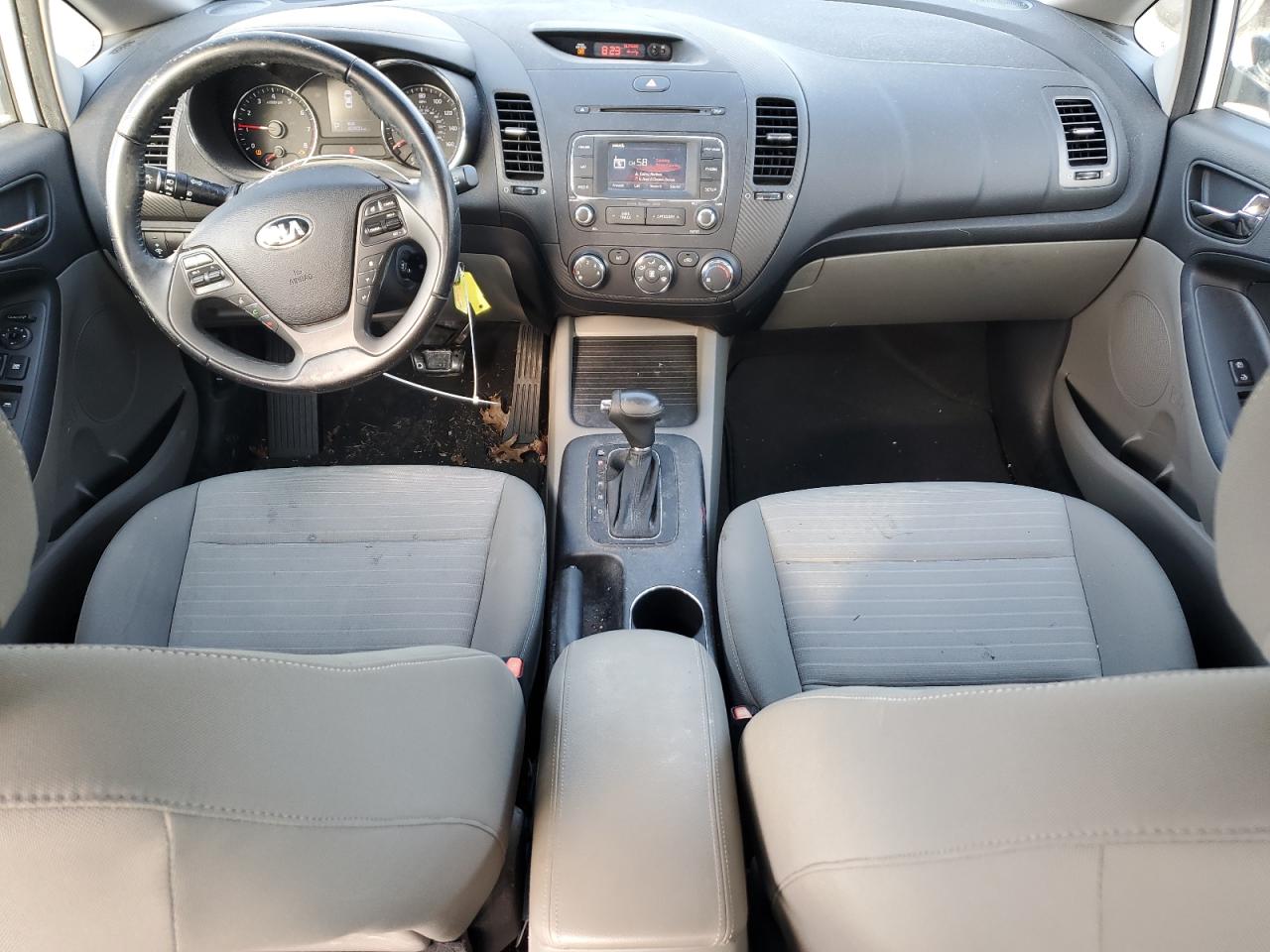 2014 Kia Forte - Image 8