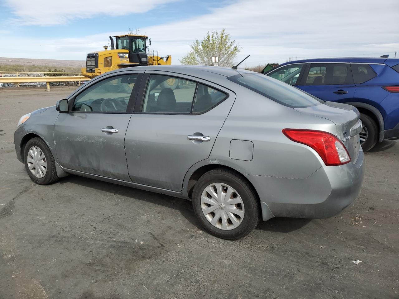 2012 Nissan Versa - Image 2