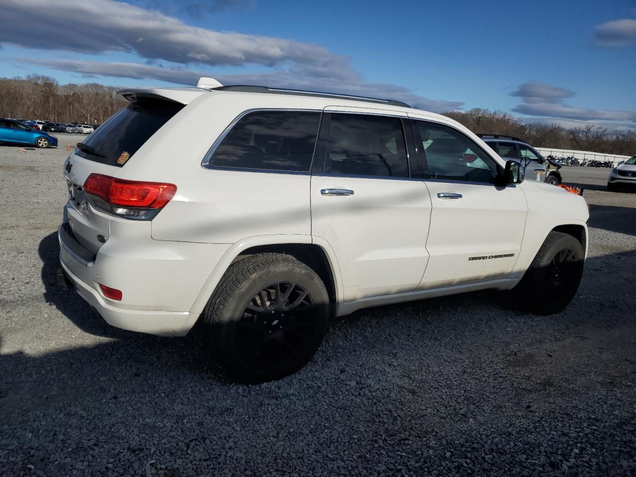 2015 Jeep Grand Cherokee - Image 3
