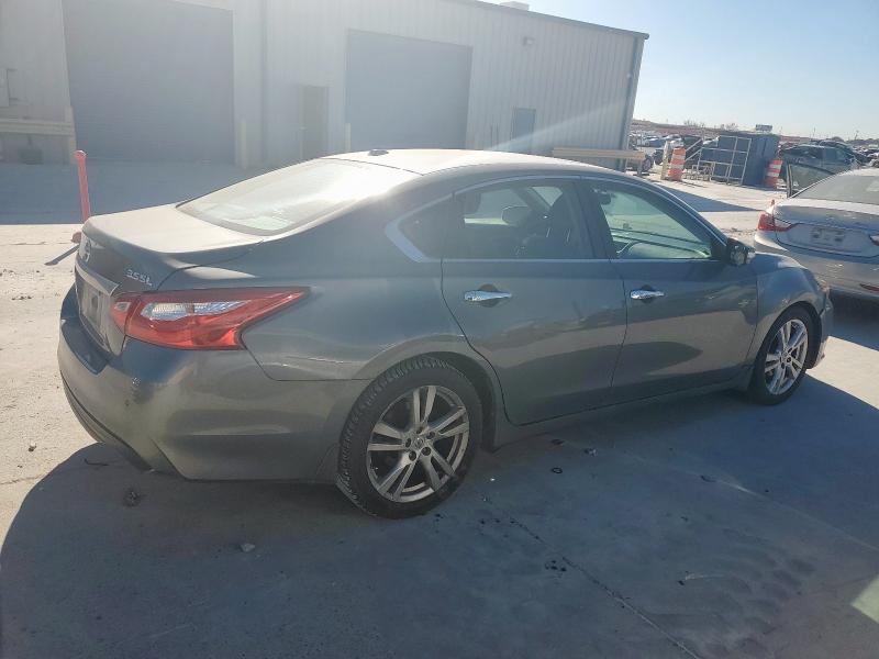  NISSAN ALTIMA 2016 Szary