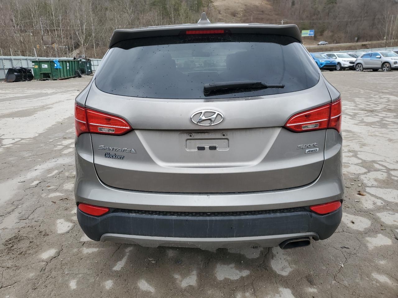 2016 Hyundai Santa Fe - Image 6