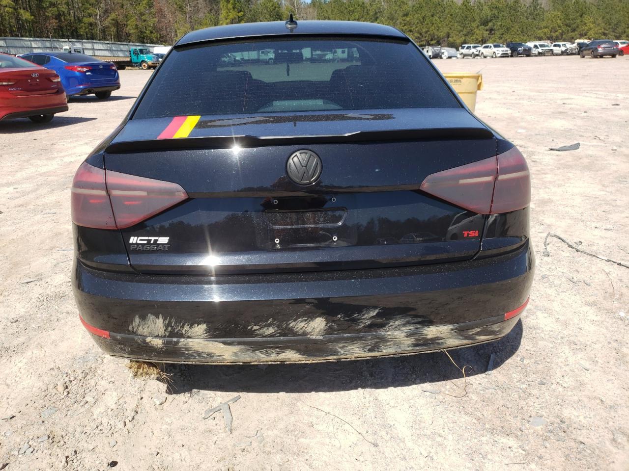 2019 Volkswagen Passat - Image 6