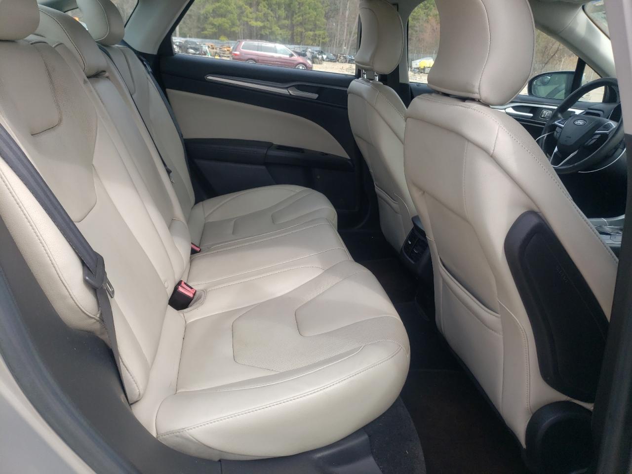 2015 Ford Fusion - Image 10