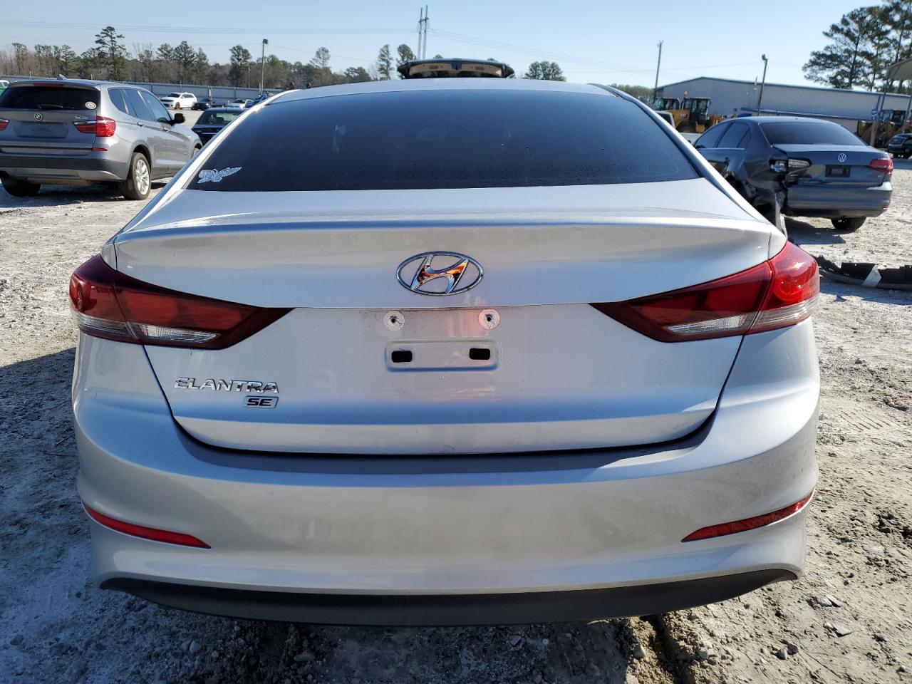 2018 Hyundai Elantra - Image 6