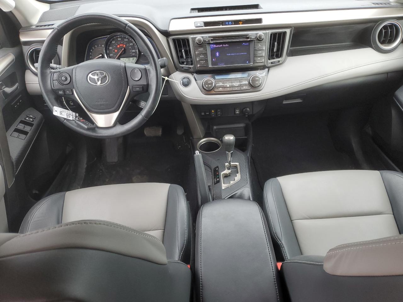 2013 Toyota RAV 4 - Image 8