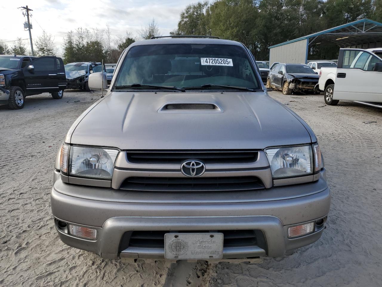 2002 Toyota 4Runner - Image 5