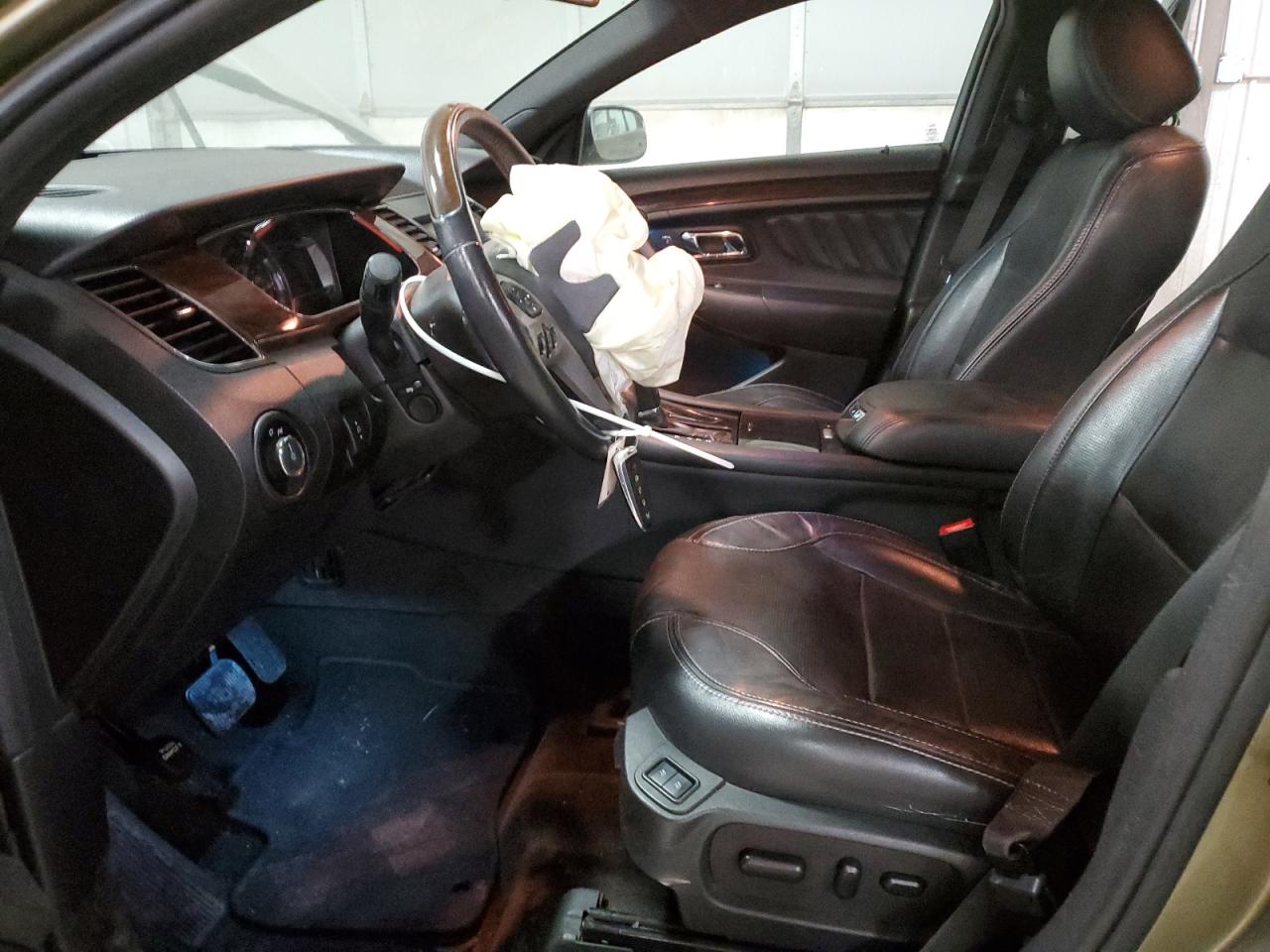 2013 Ford Taurus - Image 7