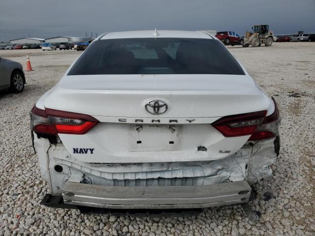  TOYOTA CAMRY 2022 Biały