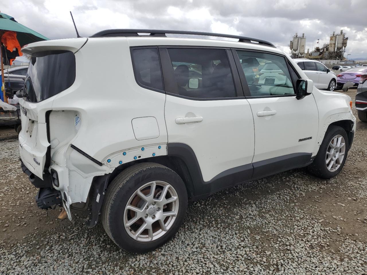 2021 Jeep Renegade - Image 3