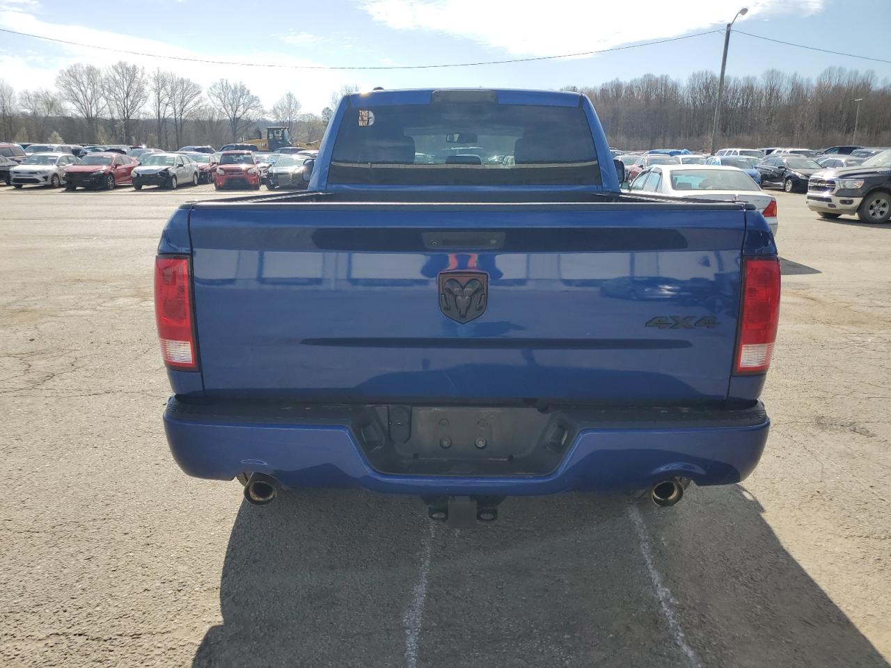 2016 RAM 1500 - Image 6