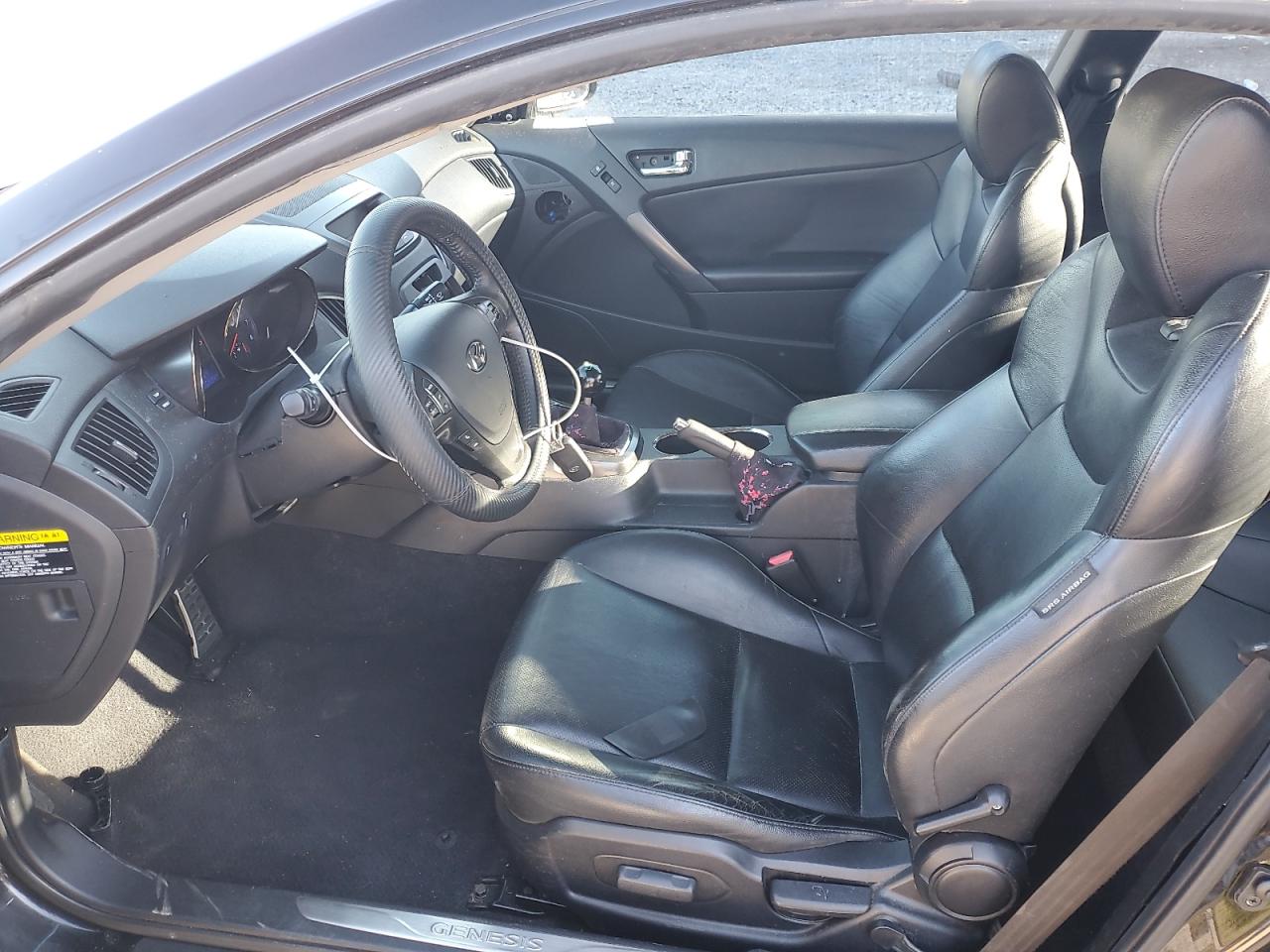 2012 Hyundai Genesis - Image 7