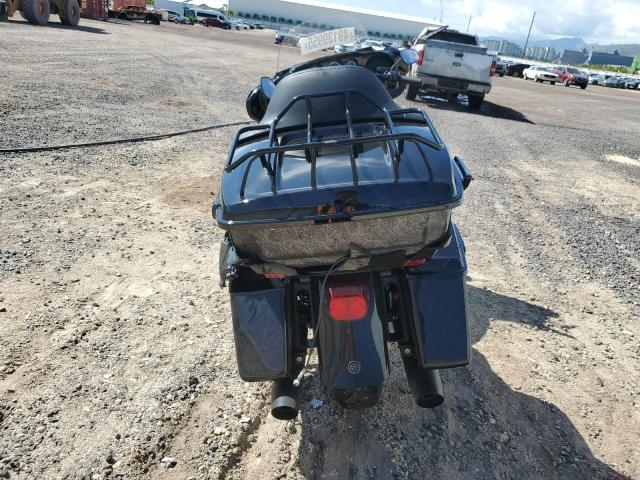  HARLEY-DAVIDSON FL 2022 Два тона