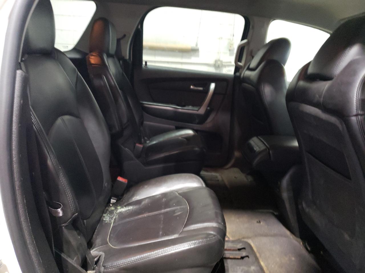 2012 GMC Acadia - Image 11