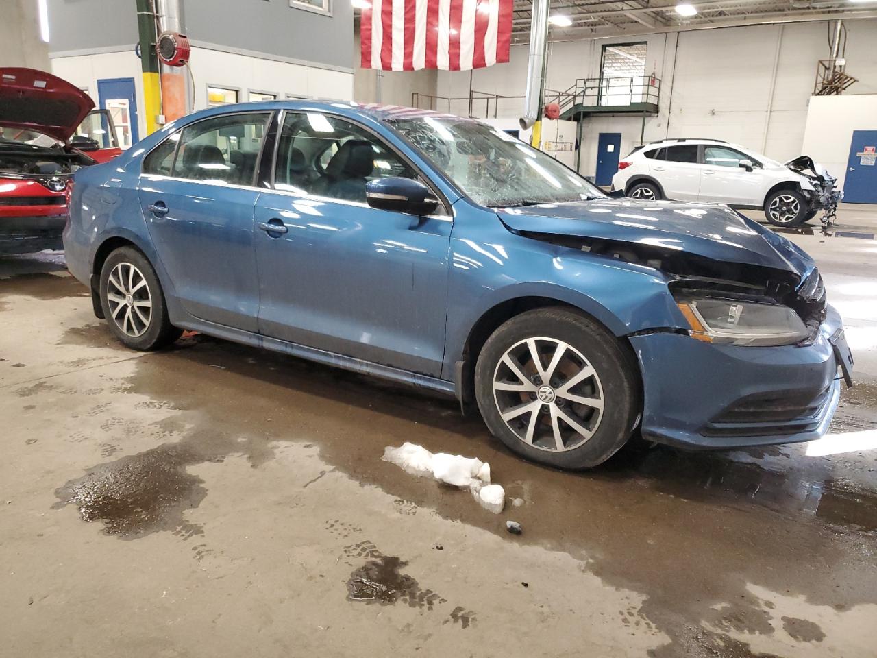 2018 Volkswagen Jetta - Image 4