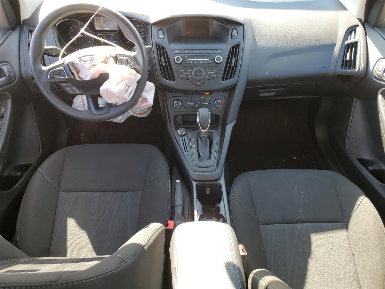 2018 Ford Focus - Image 8