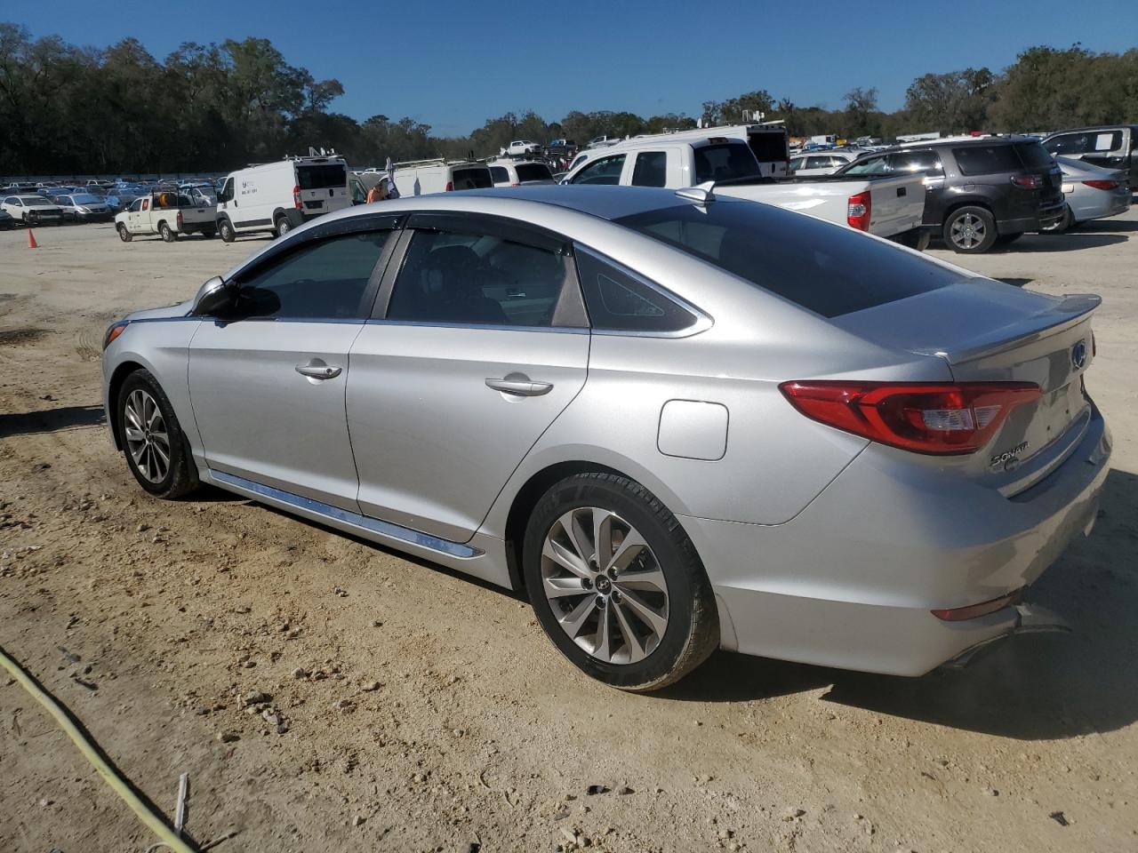 2017 Hyundai Sonata - Image 2