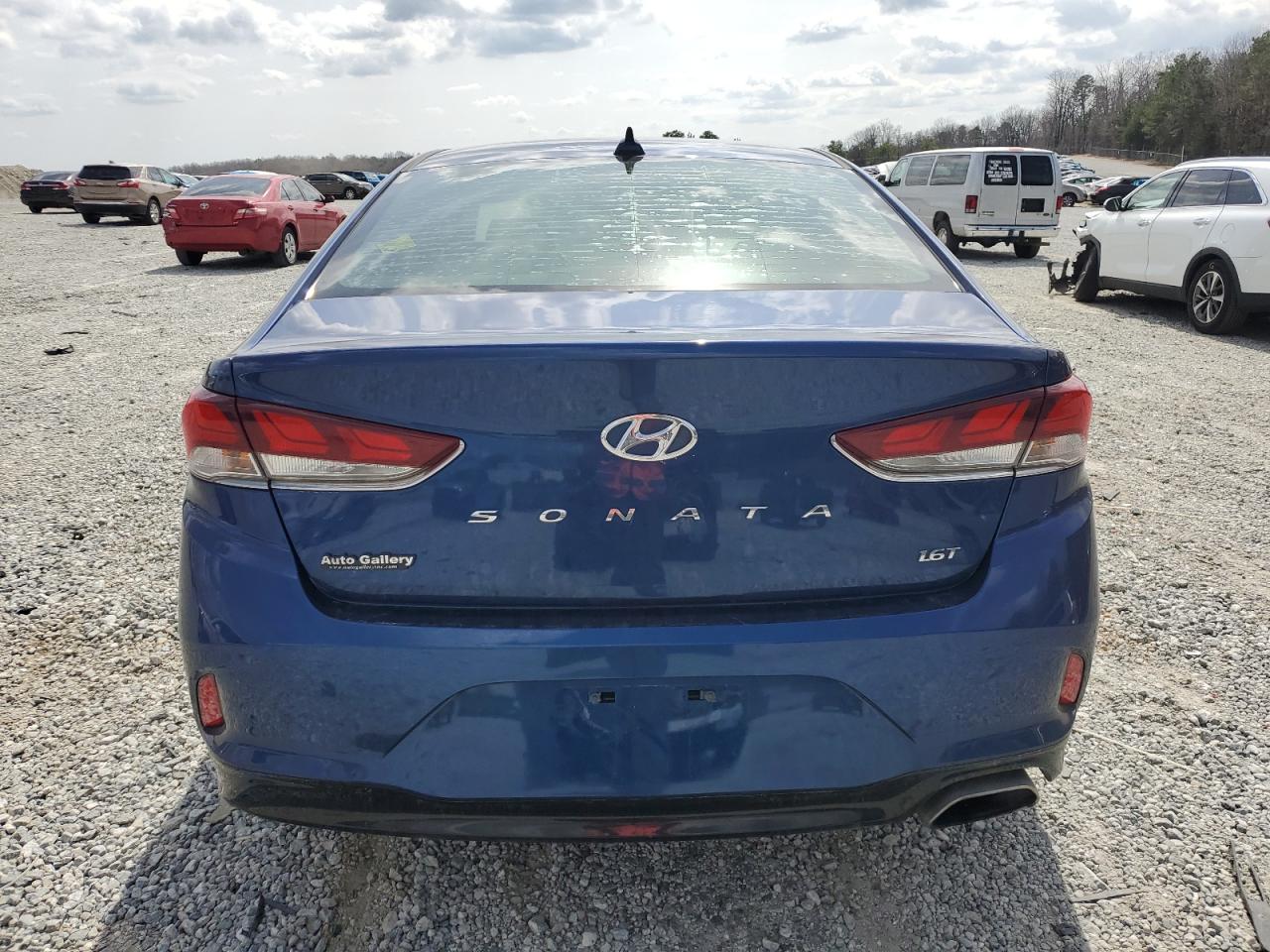 2018 Hyundai Sonata - Image 6