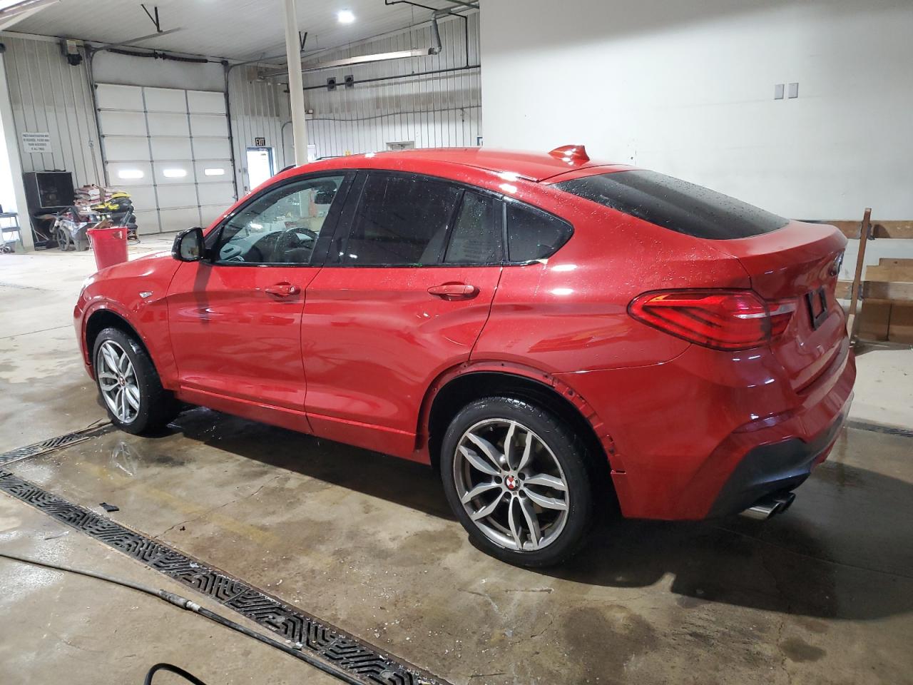 2016 BMW X4 - Image 2