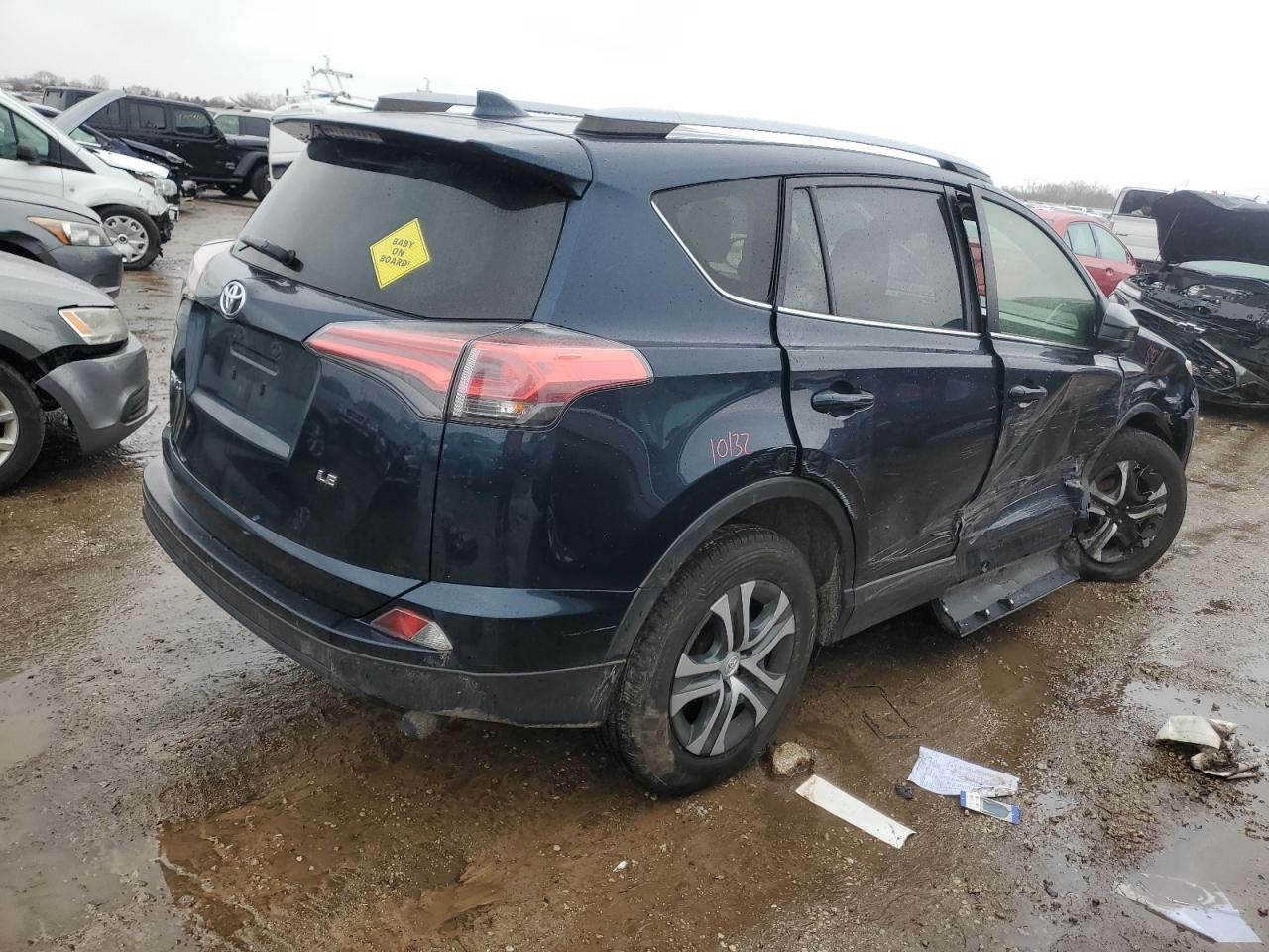 2018 Toyota RAV 4 - Image 3