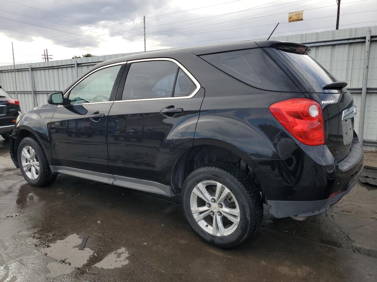 2015 Chevrolet Equinox - Image 2