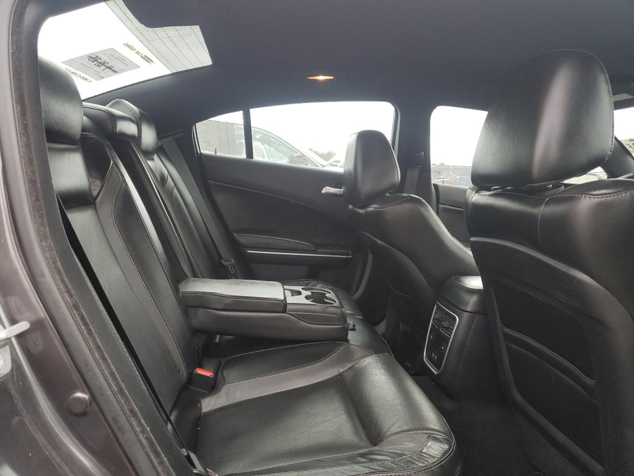 2021 Dodge Charger - Image 11