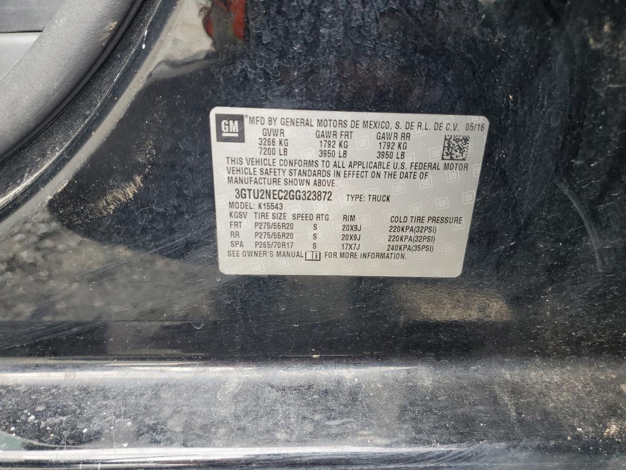 2016 GMC Sierra - Image 12