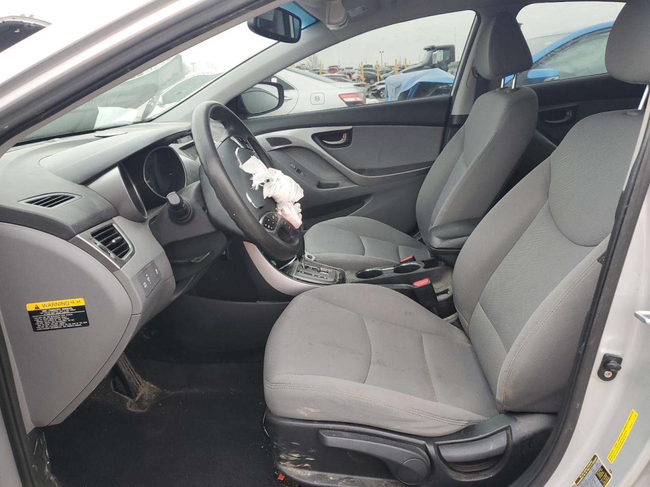 2013 Hyundai Elantra - Image 7