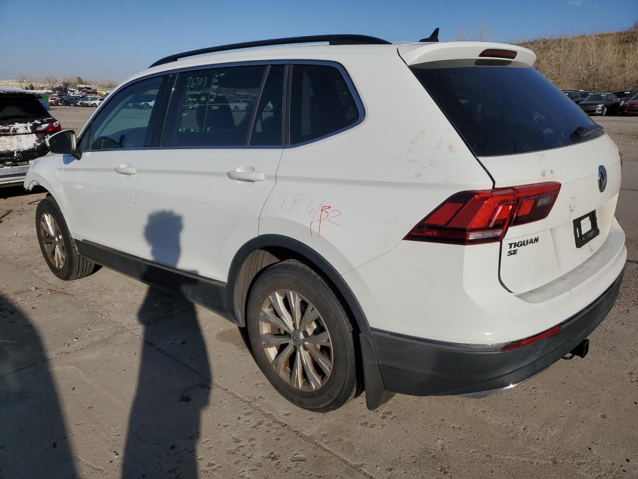 2018 Volkswagen Tiguan - Image 2
