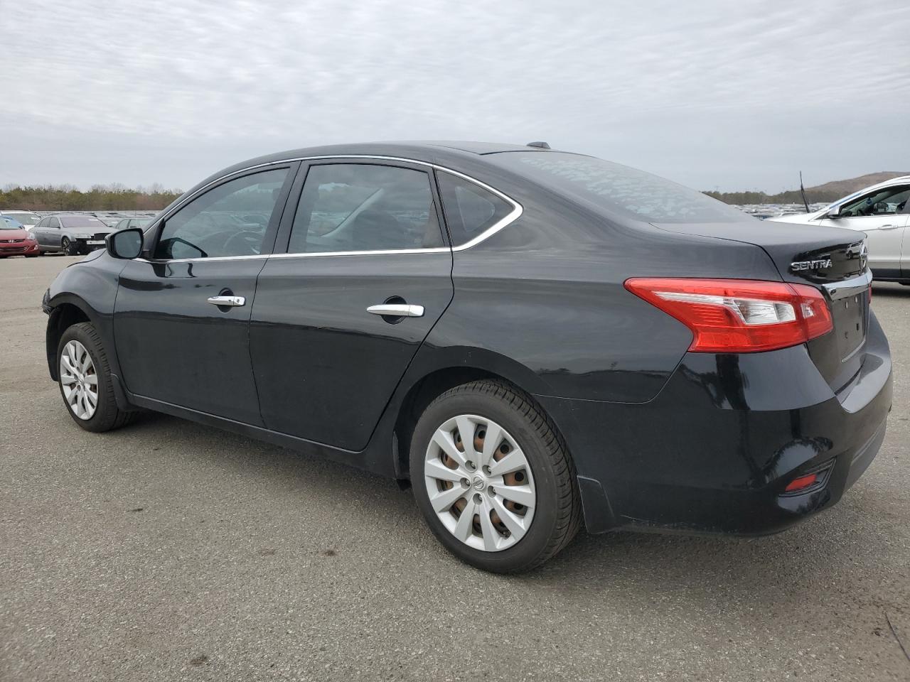 2016 Nissan Sentra - Image 2