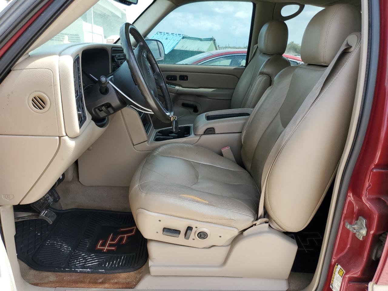 2005 GMC Sierra - Image 7