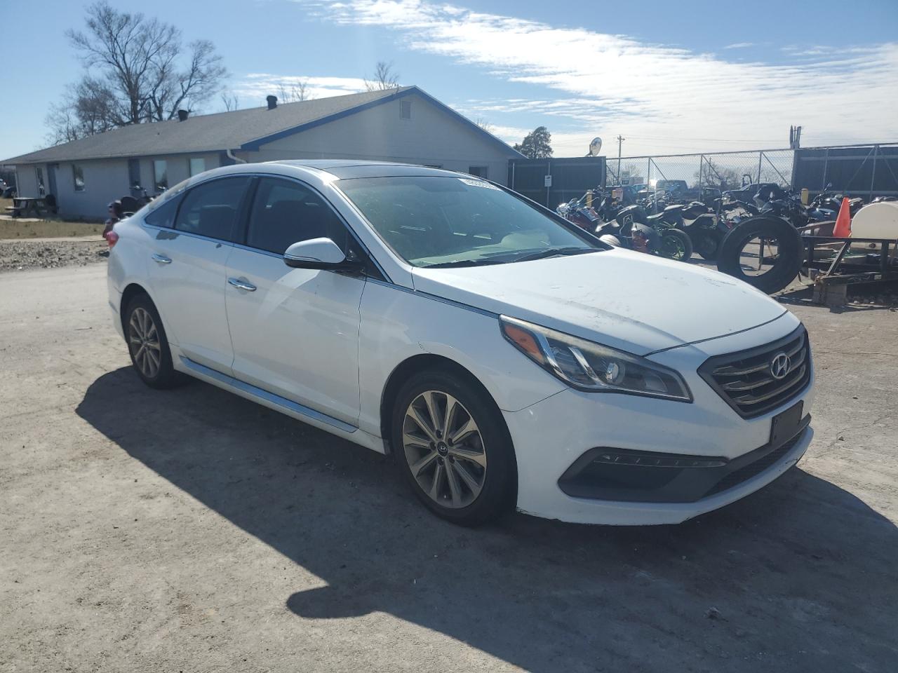 2016 Hyundai Sonata - Image 4