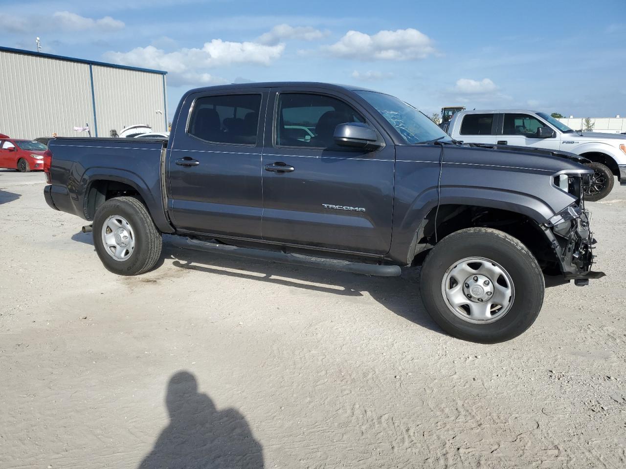 2022 Toyota Tacoma - Image 4