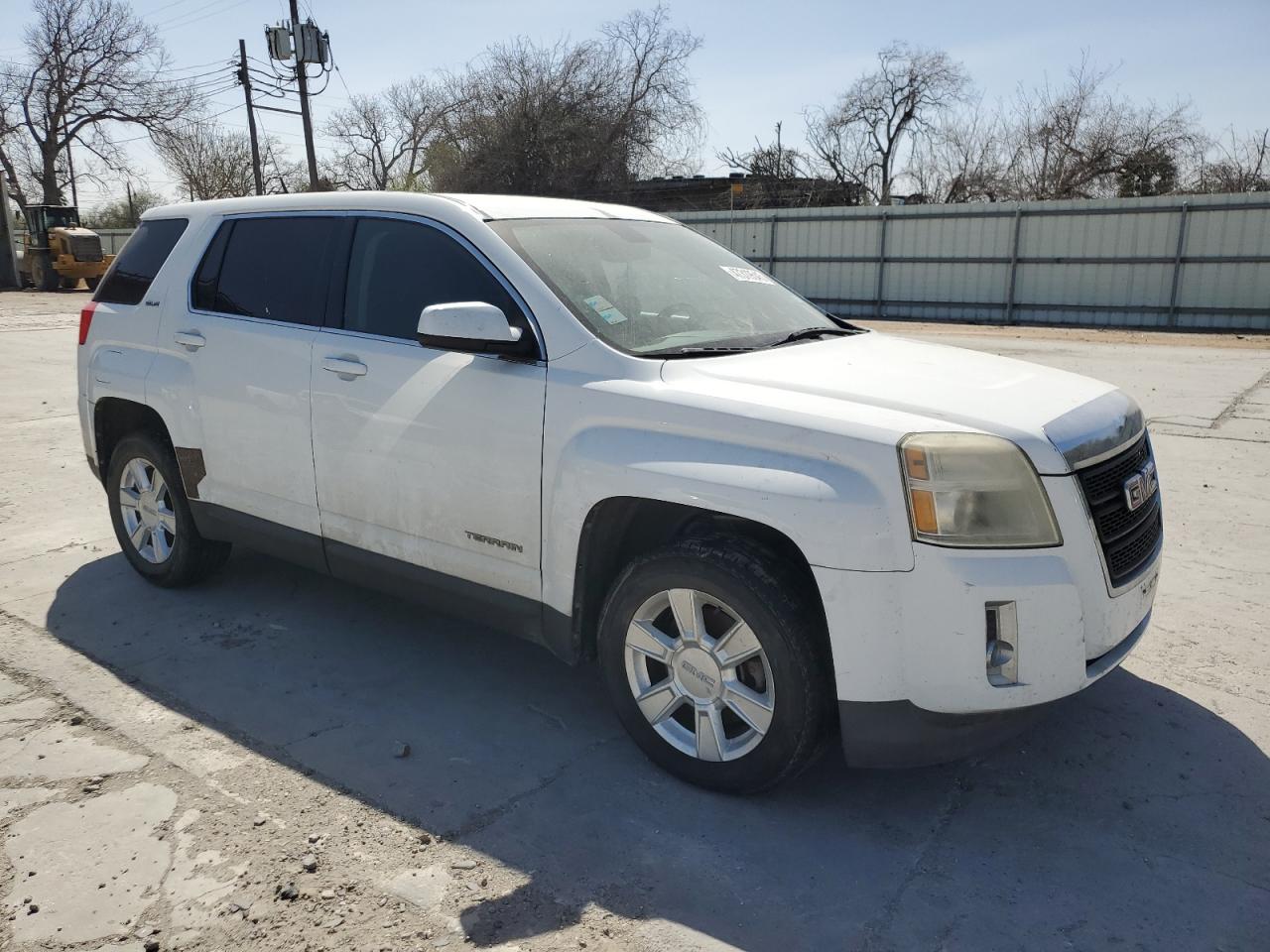 2011 GMC Terrain - Image 4