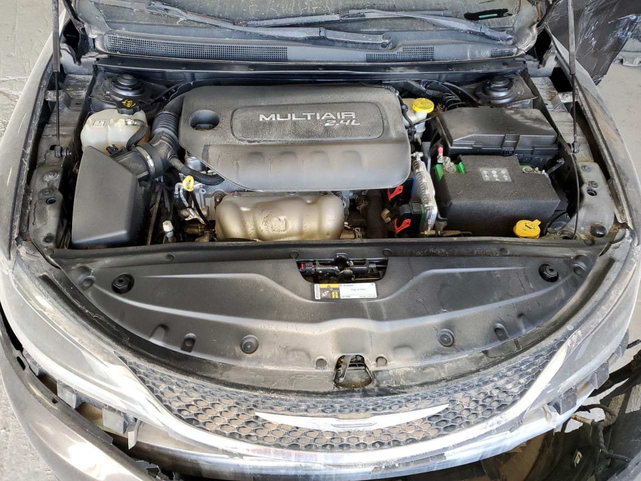 2015 Chrysler 200 Limited VIN: 1C3CCCAB5FN609039 Lot: 49159395