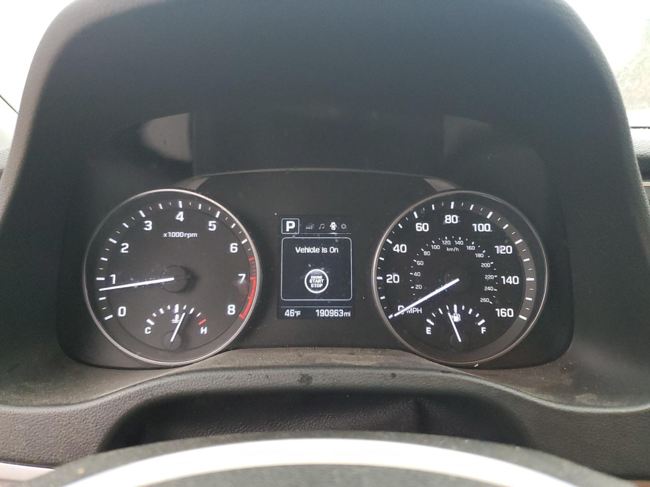 2017 Hyundai Elantra - Image 9