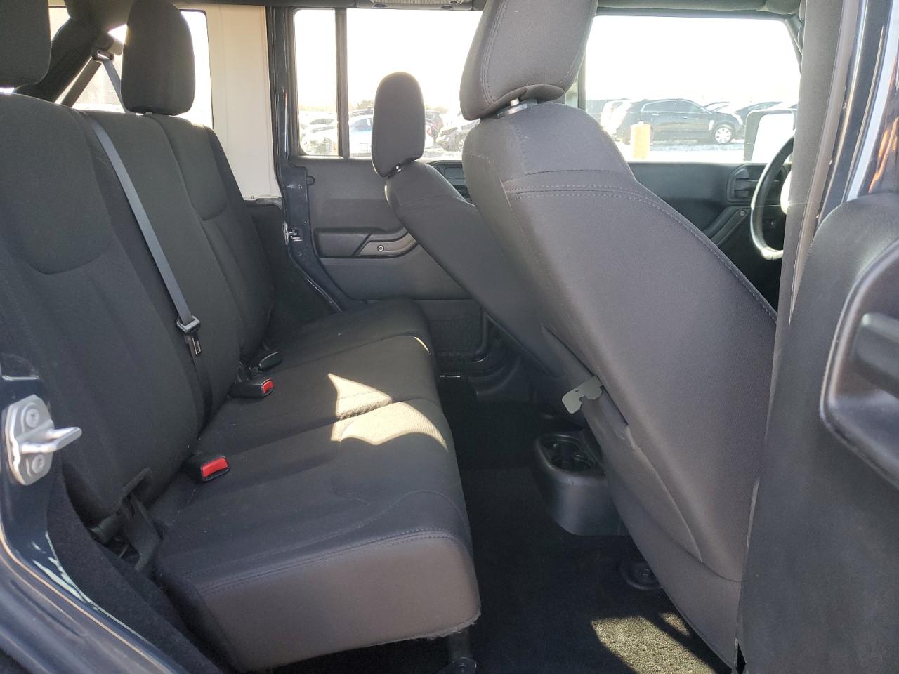 2016 Jeep Wrangler Unlimited Sport VIN: 1C4BJWDG1GL195034 Lot: 47879395