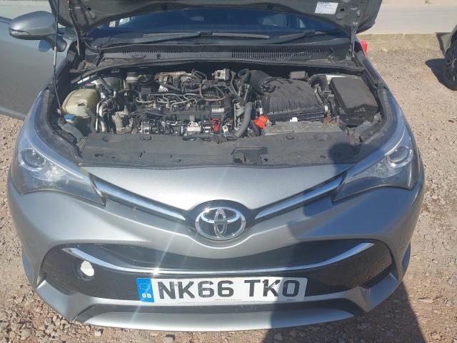 2016 TOYOTA AVENSIS BU