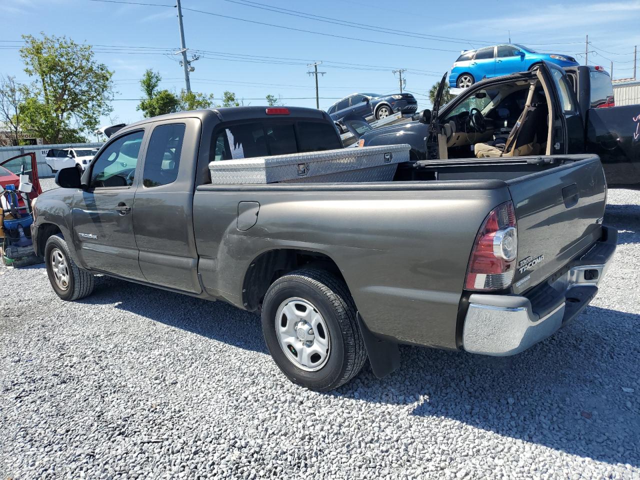 2012 Toyota Tacoma - Image 2